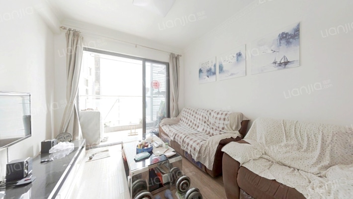 潜龙曼海宁花园南区二手房实景图