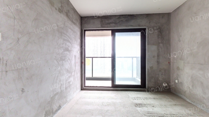 财信铂雲府二手房实景图