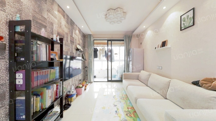 中海碧林湾二手房实景图