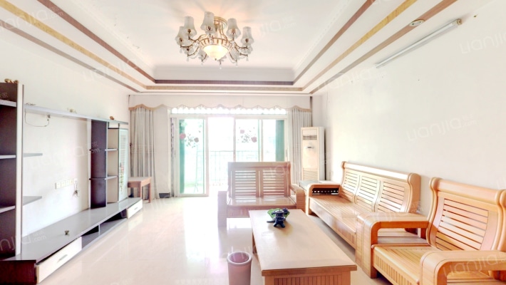 嘉怡花园二手房实景图