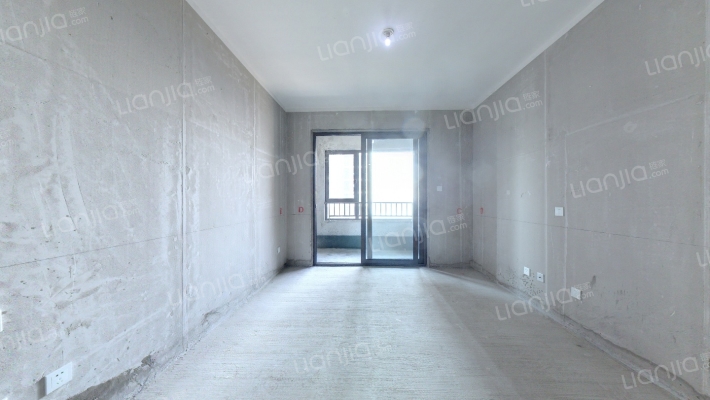 融创城融华园二手房实景图