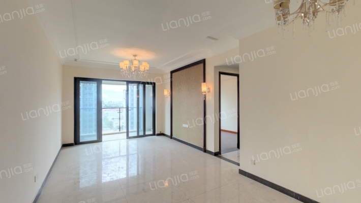 恒大翡翠华庭二手房实景图