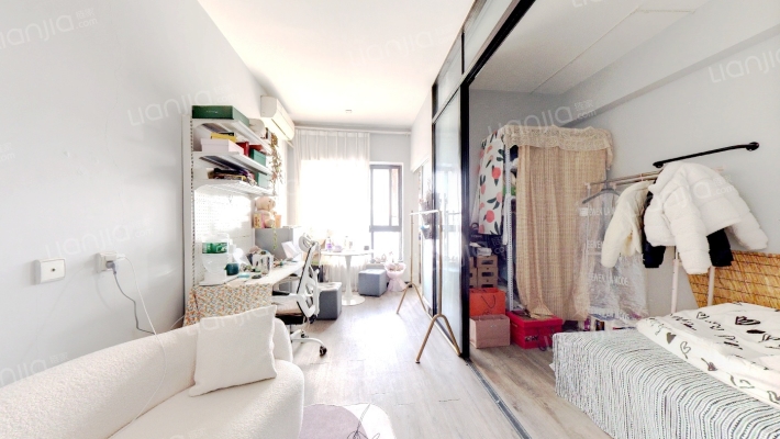 上都国际二手房实景图