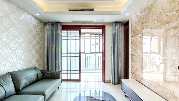 实地玫瑰庄园二手房实景图