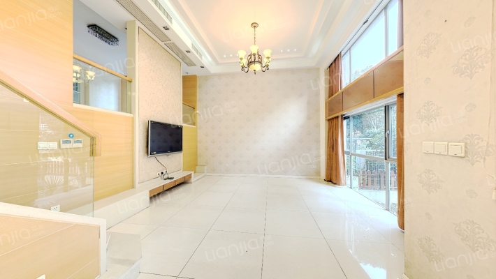 仁恒玉兰山庄二手房实景图