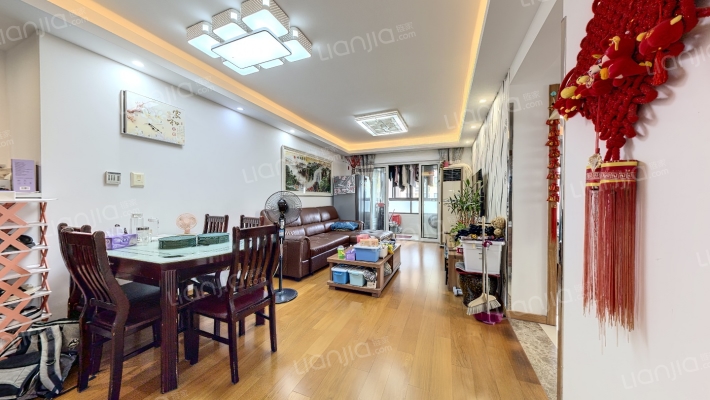 信达蓝庭(公寓)二手房实景图