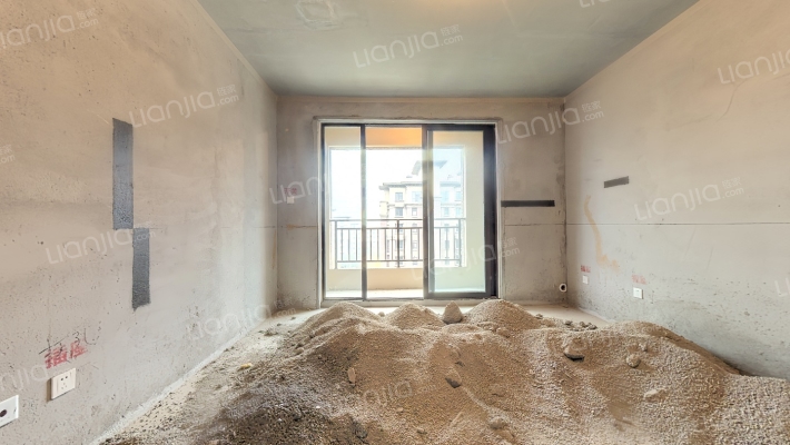 清华忆江南二手房实景图