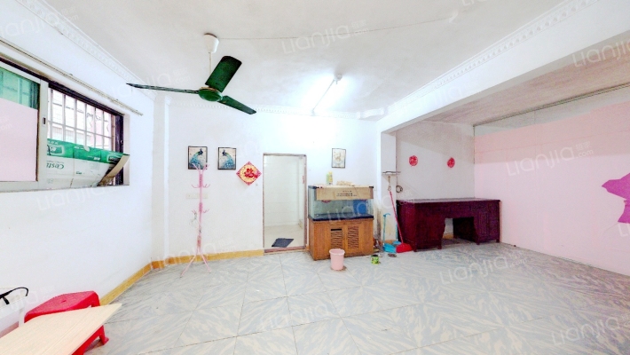 叠南东风村二手房实景图