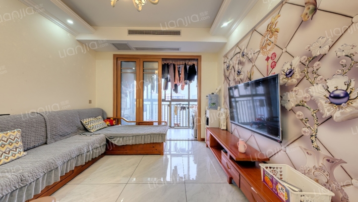 铂爵郡一期二手房实景图