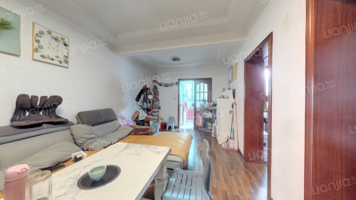 建新小区二手房实景图