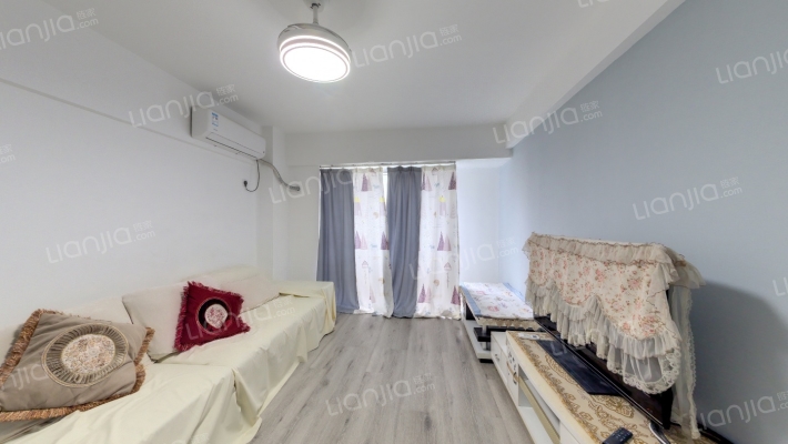 托乐嘉单身公寓二手房实景图