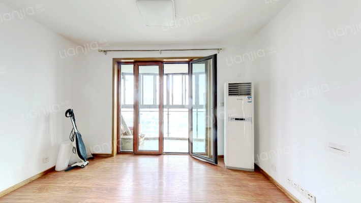 银城东苑望山苑二手房实景图