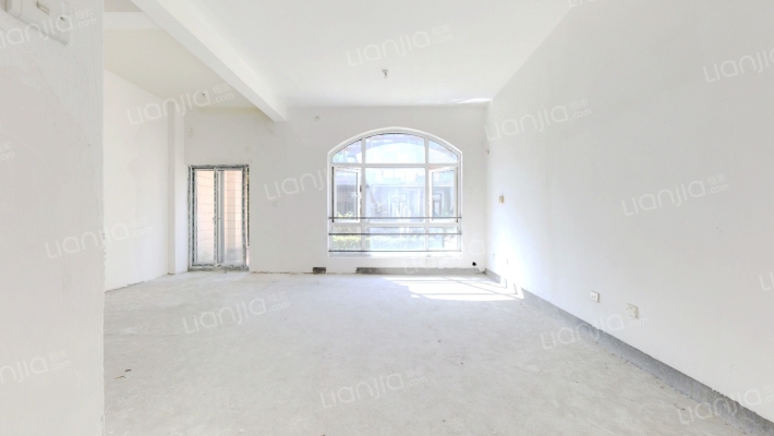 中锐龙湾1号二手房实景图