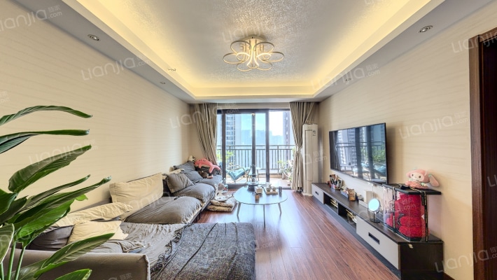 万科里金域国际二手房实景图