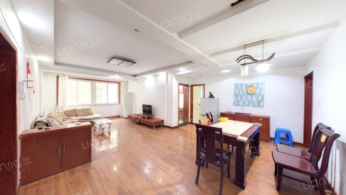 东泰家园二手房实景图