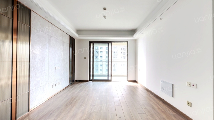 弘辉首玺豪园二手房实景图