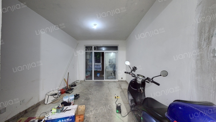 文一名门皇马D区二手房实景图