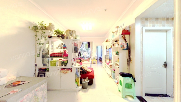 花果园L2区二手房实景图