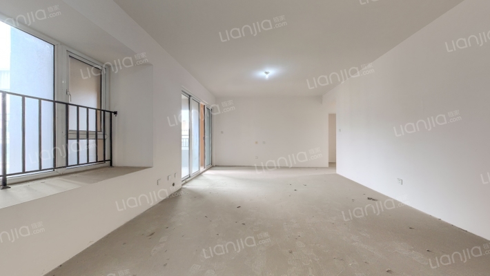 中海右岸二期二手房实景图