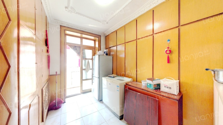 海防里二手房实景图