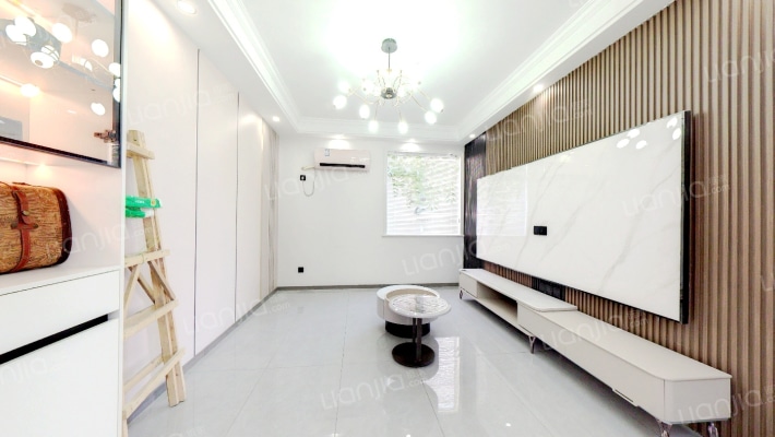 山河江景阁二手房实景图