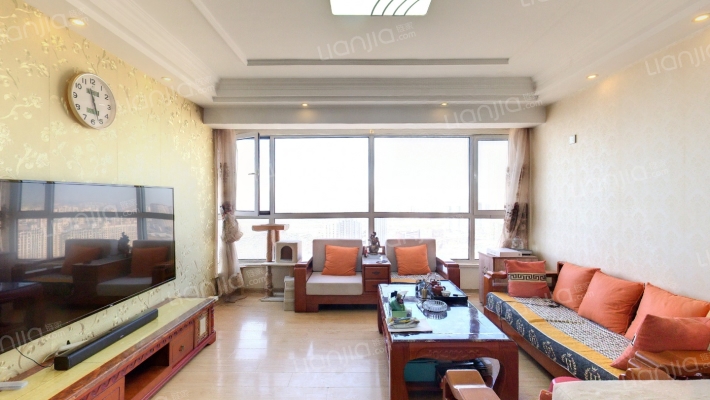 德泰岭秀逸城B区二手房实景图