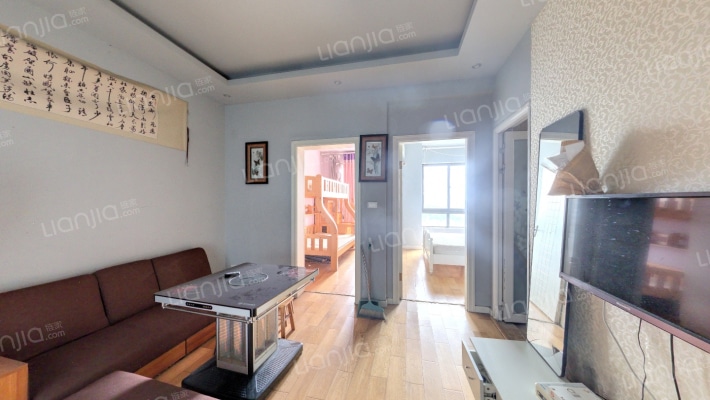 中铁逸都国际A区二手房实景图