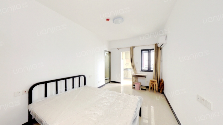 丽岛2046二手房实景图