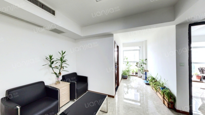 渝兴V客部落二手房实景图