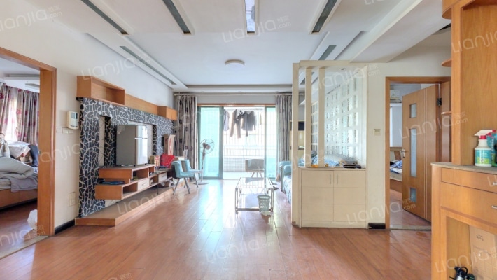 怡廷豪园B区二手房实景图