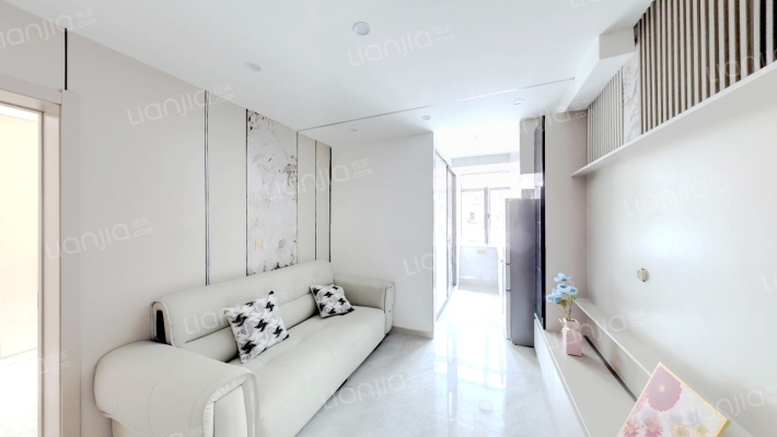 龙柏小区二手房实景图