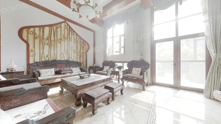 龙顺御墅二手房实景图