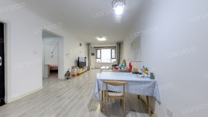 天琴湾二手房实景图