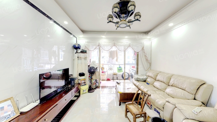 南国嘉园二手房实景图