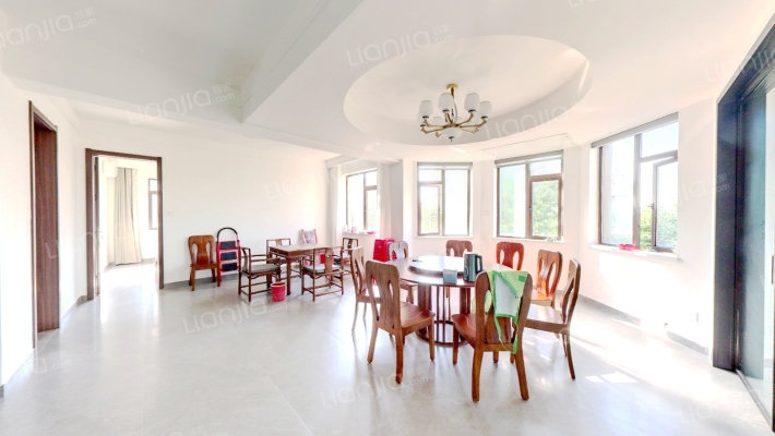 绿色港湾小镇中心二手房实景图