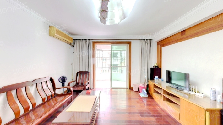 揽月新苑二手房实景图