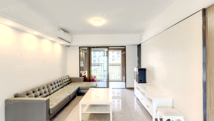 雅居乐珑玥二手房实景图