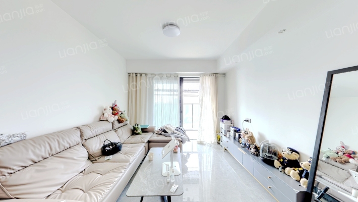 万科城市之光E区二手房实景图