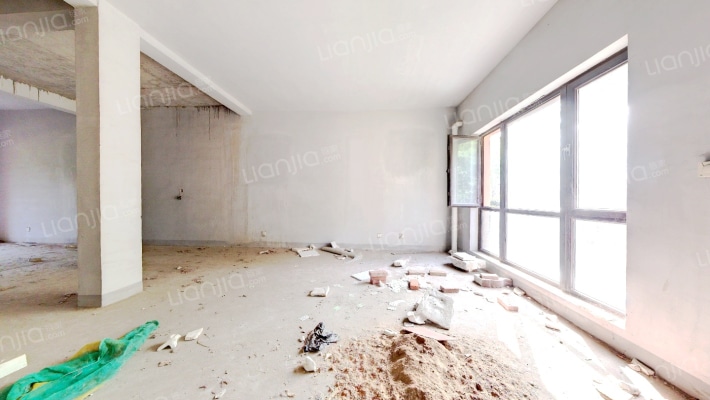 森林湖二期玛瑙屿二手房实景图