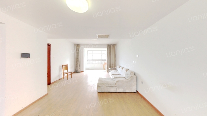 蓝天花园二手房实景图