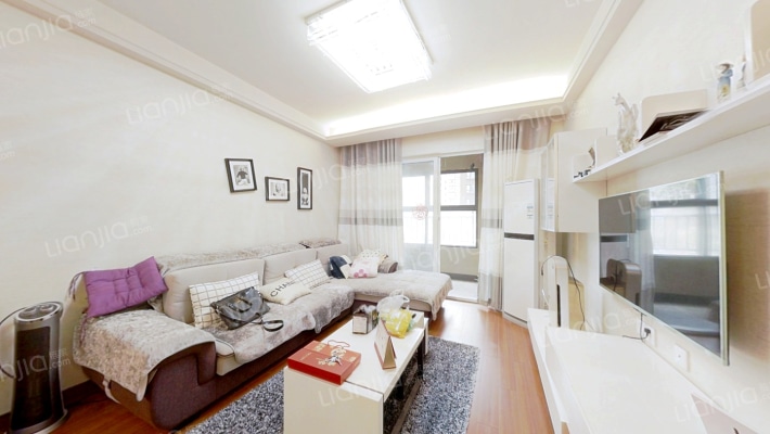 万科城四期二手房实景图