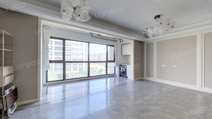 新城红岛湾朗隽二手房实景图