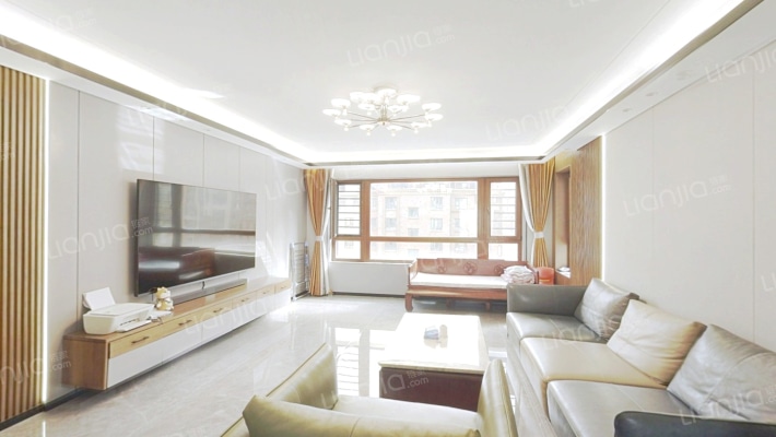 招商贝肯山四期二手房实景图