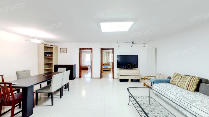 银行里二手房实景图