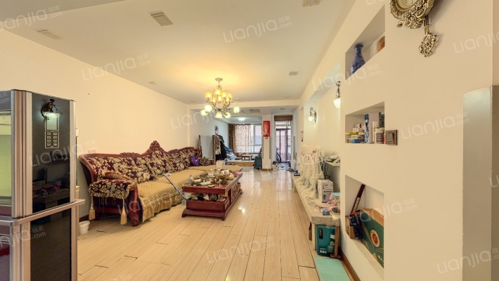 亚瑟蓝湾二手房实景图