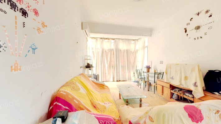 青少年宫宿舍小区二手房实景图