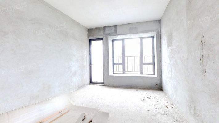 中信富春山居二手房实景图