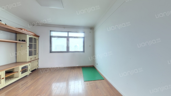 天鹅湖畔小区二手房实景图