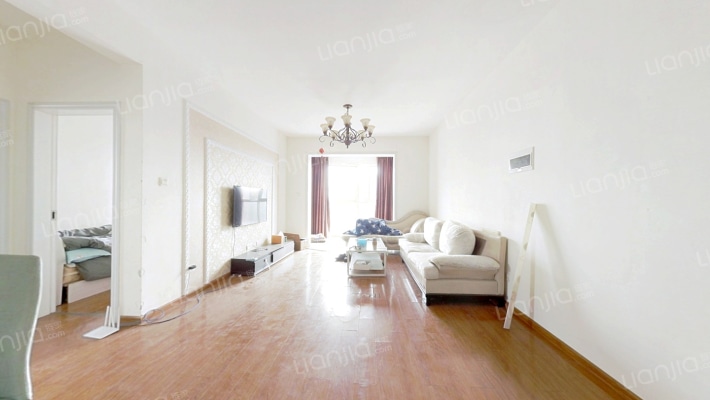 七彩花都B区二期二手房实景图