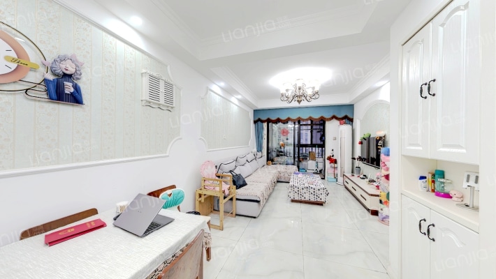 信地华地城二手房实景图